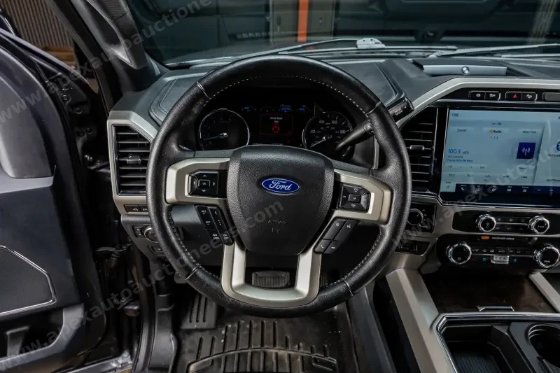2022 Ford F250 Lariat photo 14