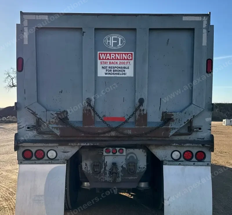 2013 Freightliner Coronado Dump Truck photo 6