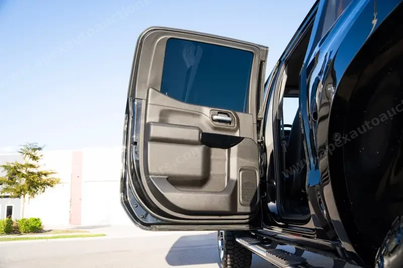 2022 Chevrolet Silverado 1500 RST photo 7
