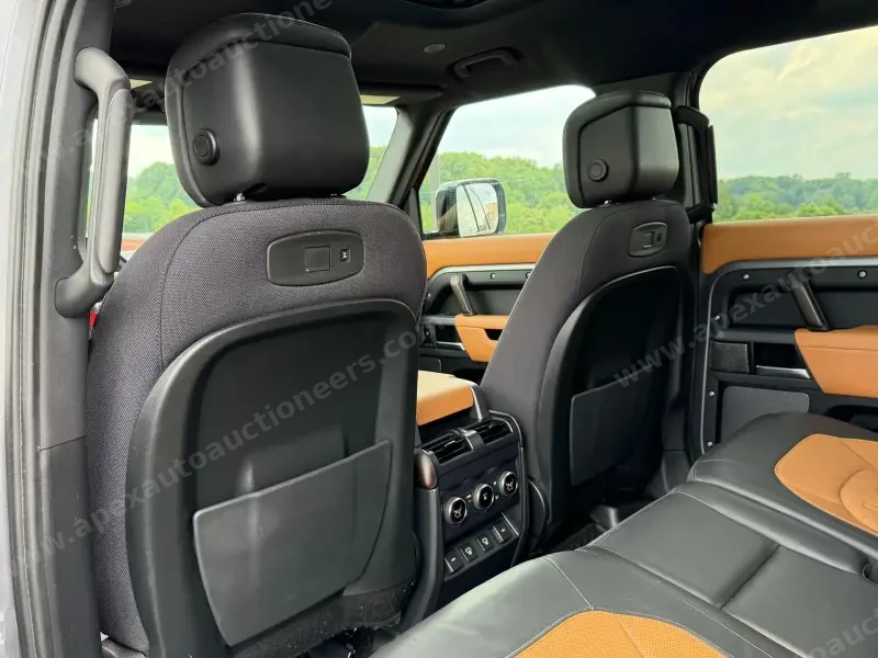 2021 Land Rover Defender 110 X Sport photo 51
