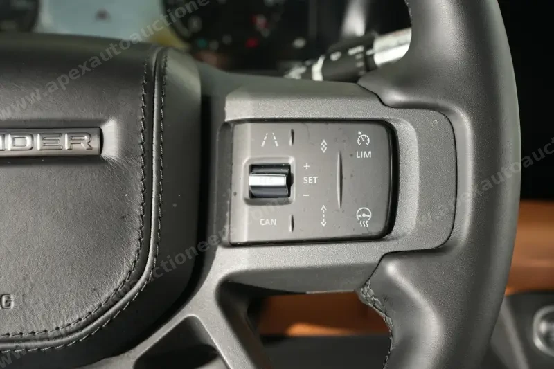 2021 Land Rover Defender 110 X Sport photo 34