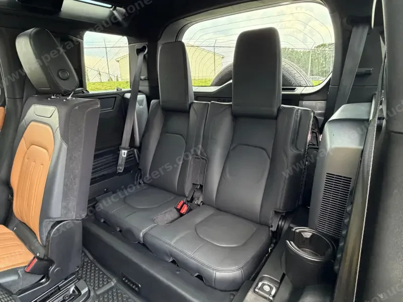 2021 Land Rover Defender 110 X Sport photo 41