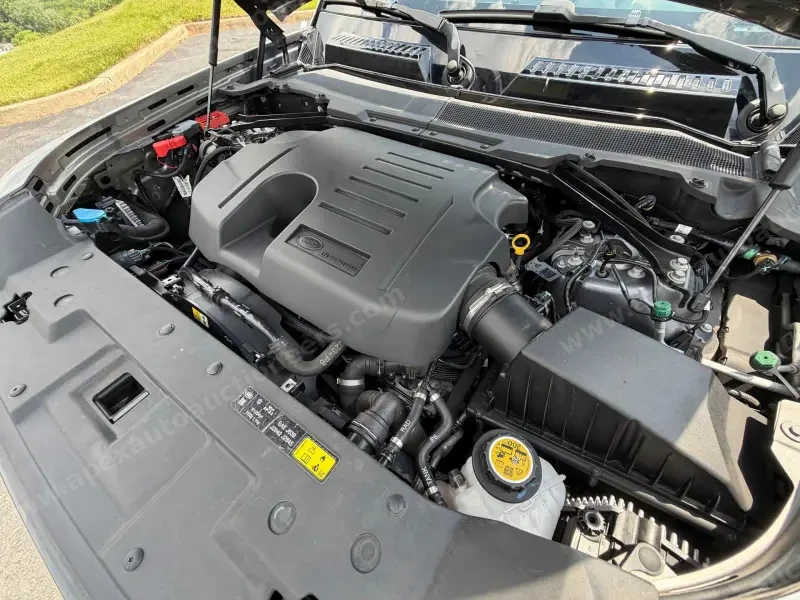2021 Land Rover Defender 110 X Sport photo 9