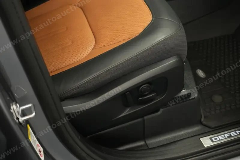 2021 Land Rover Defender 110 X Sport photo 52