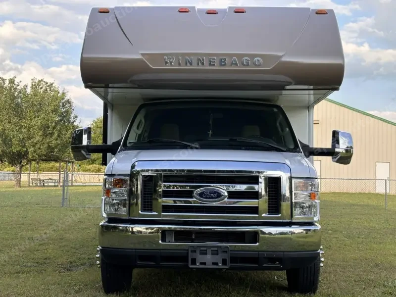2018 Winnebago Spirit 25B photo 39