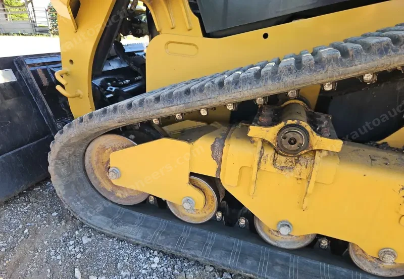 2019 Caterpillar 239D photo 58