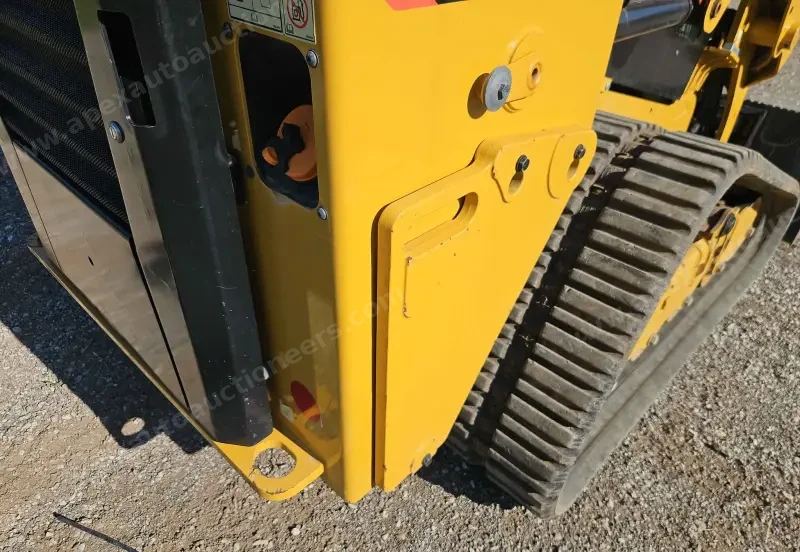 2019 Caterpillar 239D photo 23