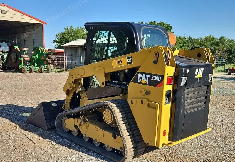 2019 Caterpillar 239D photo 9