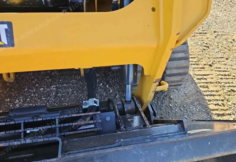 2019 Caterpillar 239D photo 16