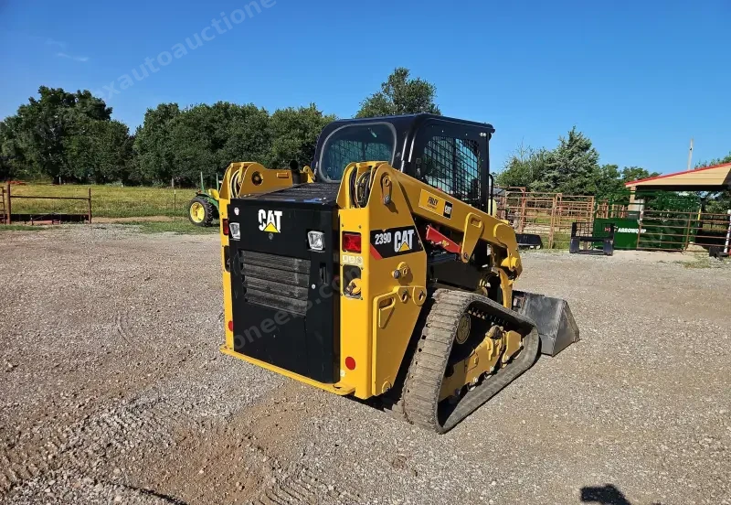 2019 Caterpillar 239D photo 7