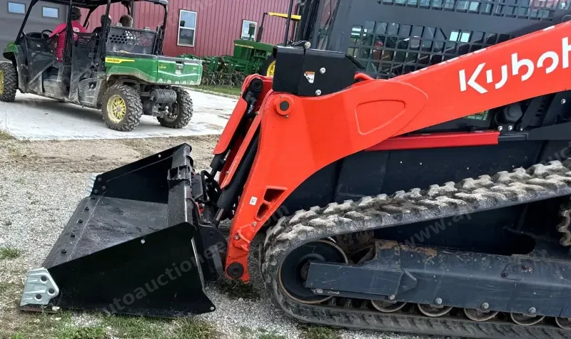 2021 Kubota SVL97-2 photo 9