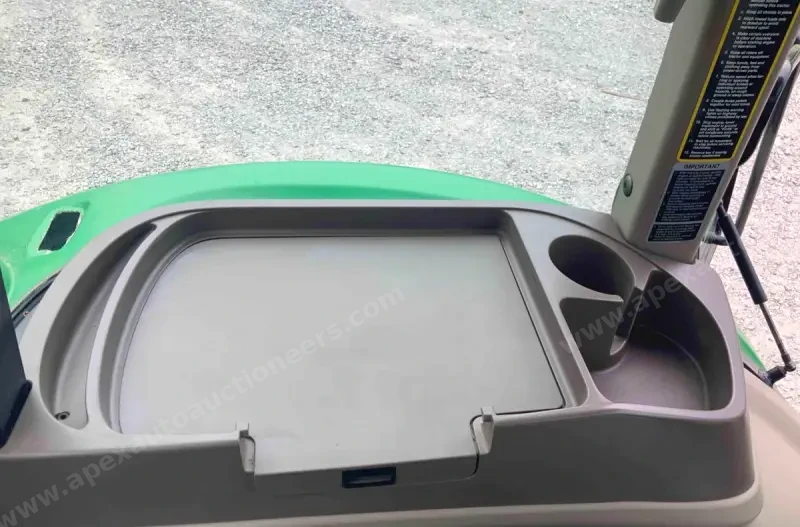 2013 John Deere 5100E MFWD photo 18