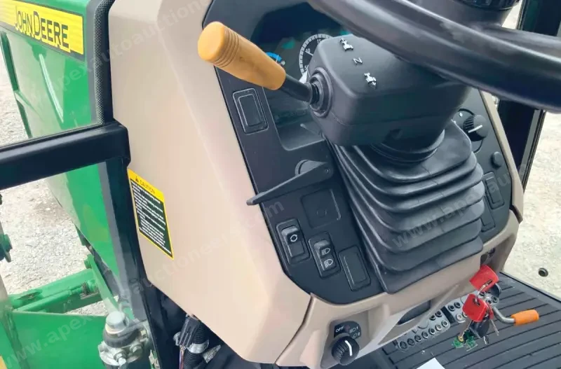 2013 John Deere 5100E MFWD photo 23