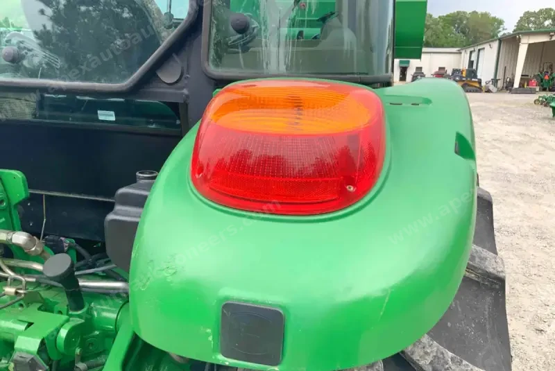 2013 John Deere 5100E MFWD photo 45