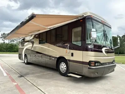 2005 Bluebird Wanderlodge 380
