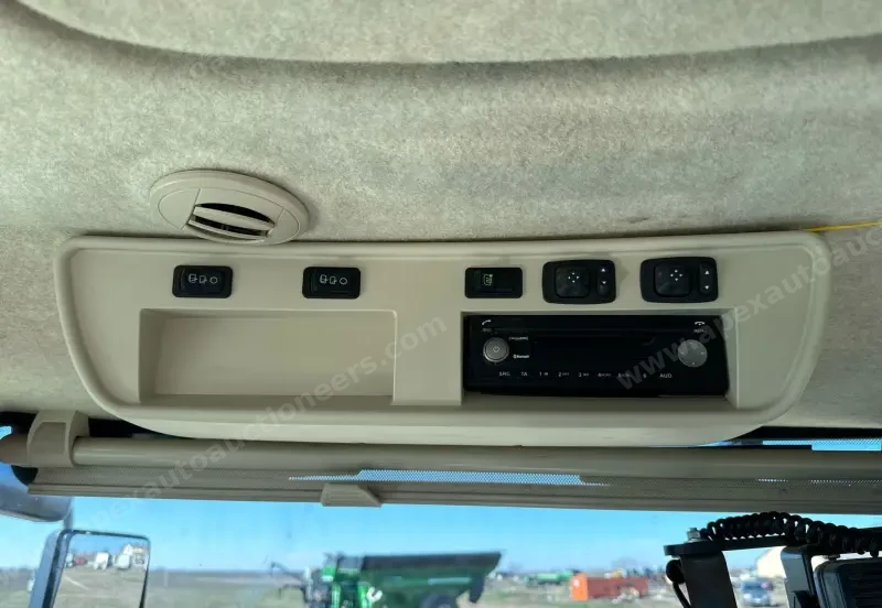 2018 John Deere 9620RX photo 46
