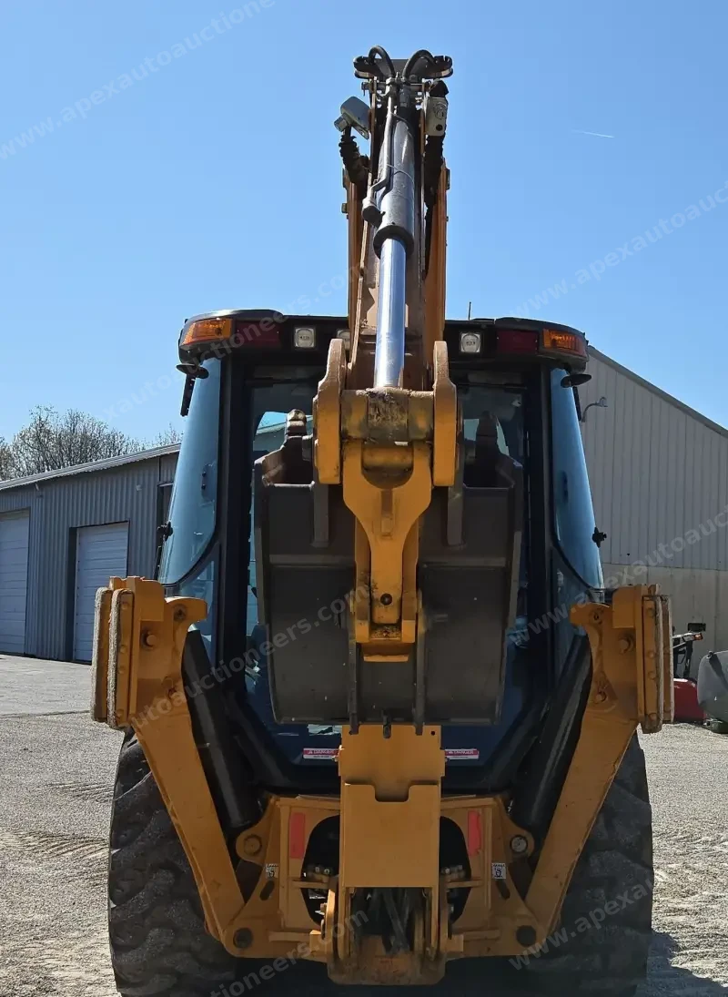 2016 Case 580 Super N photo 6