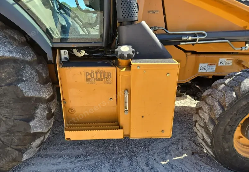 2016 Case 580 Super N photo 39