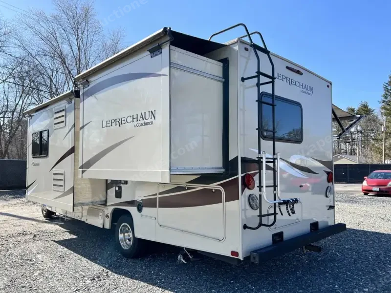 2019 Coachmen Leprechaun 260DS photo 23