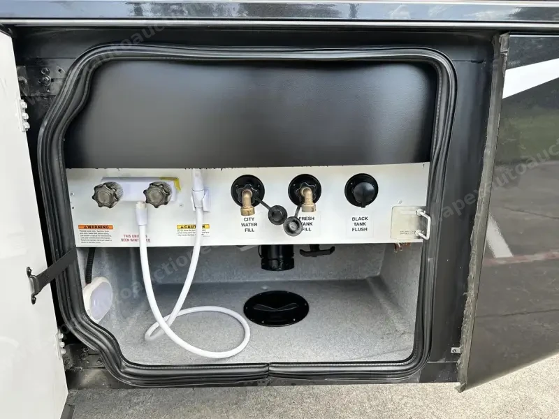 2021 Georgetown GT7 36k photo 26