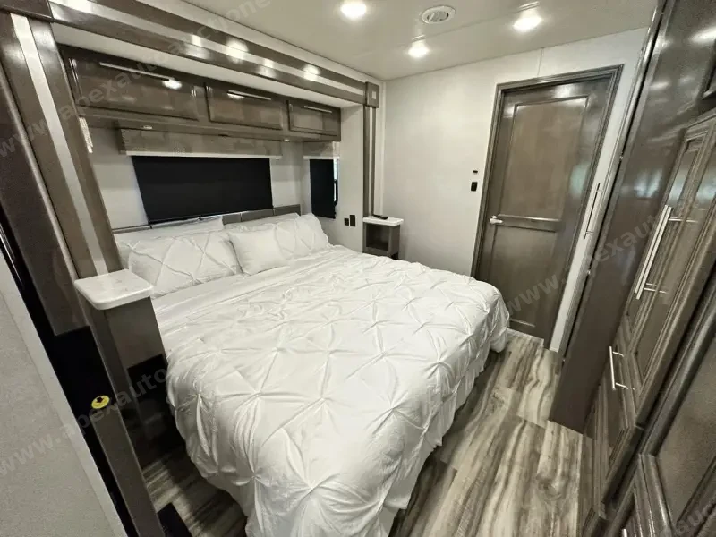 2021 Georgetown GT7 36k photo 10