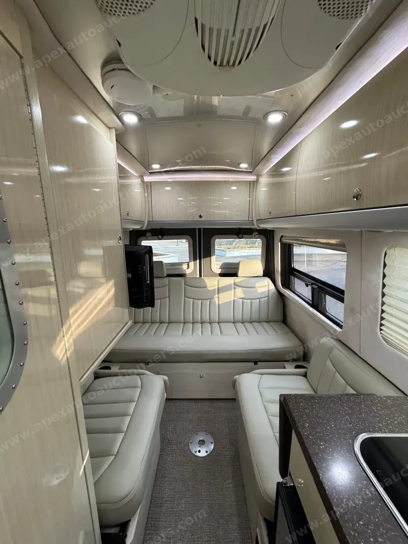 2011 Airstream Interstate 3500 Lounge photo 30