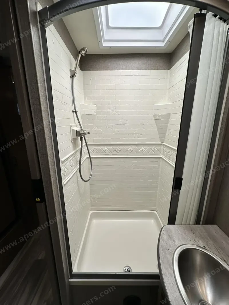 2020 Thor ACE 33.1 photo 44