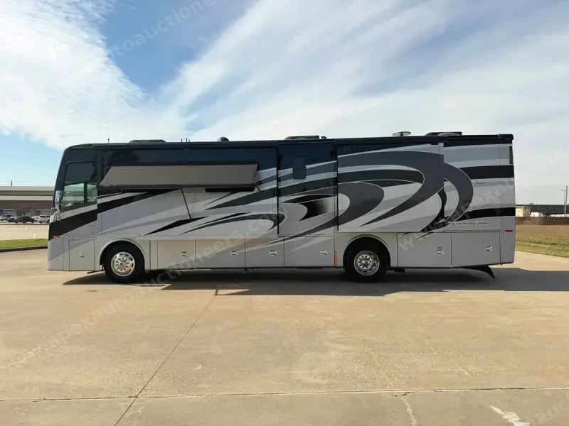 2020 Tiffin Phaeton 37BH photo 66