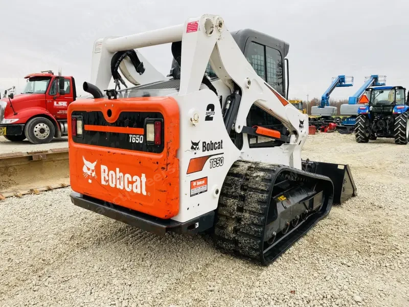 2018 Bobcat T650 photo 18