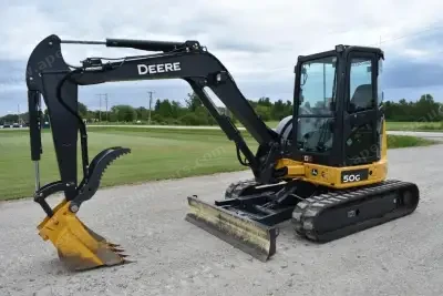 2013 John Deere 50G