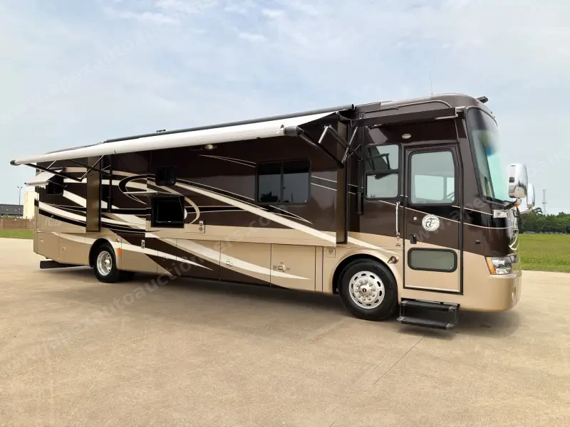 2011 Tiffin Phaeton 40QTH photo 16