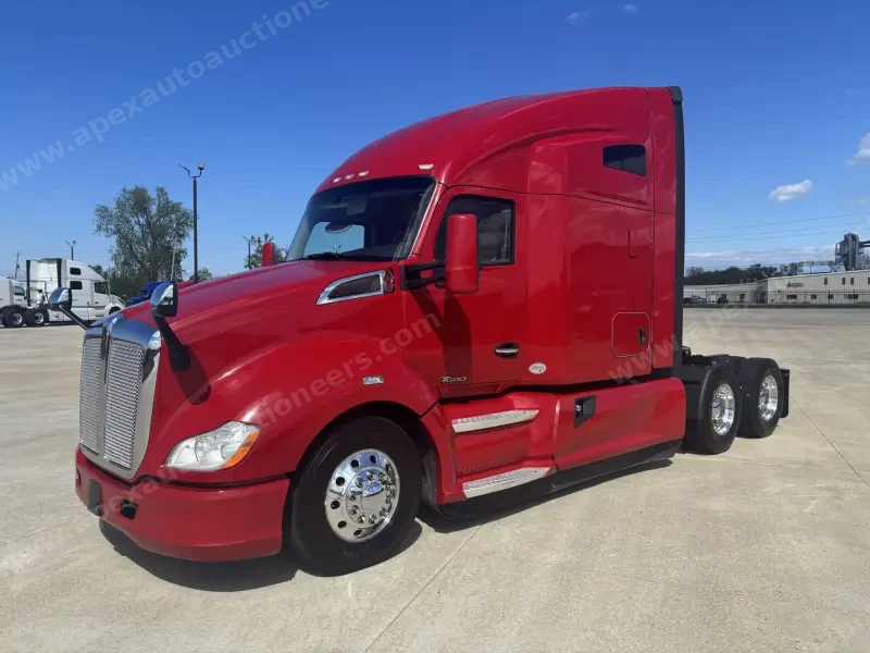 2021 Kenworth T680 photo 1