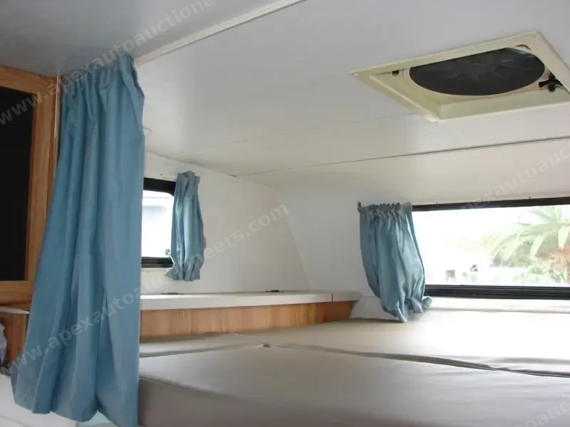 1999 Coachmen Catalina Sport photo 13