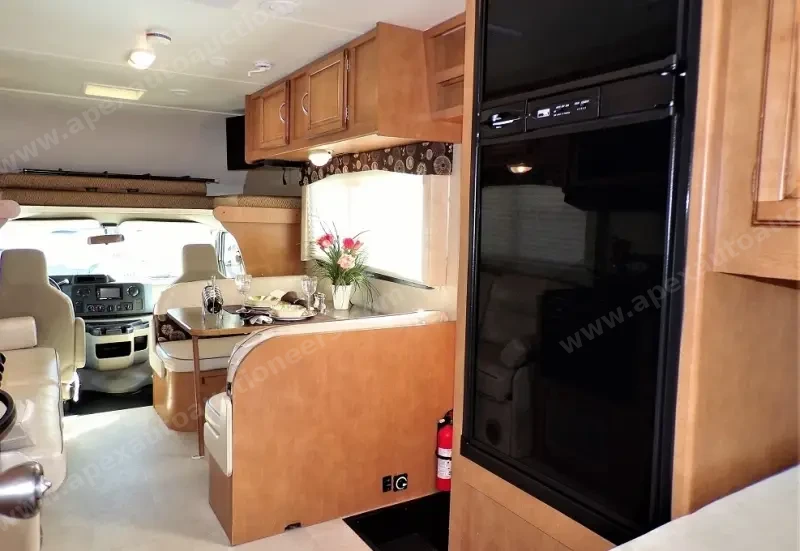 2014 Itasca Spirit 25B photo 19