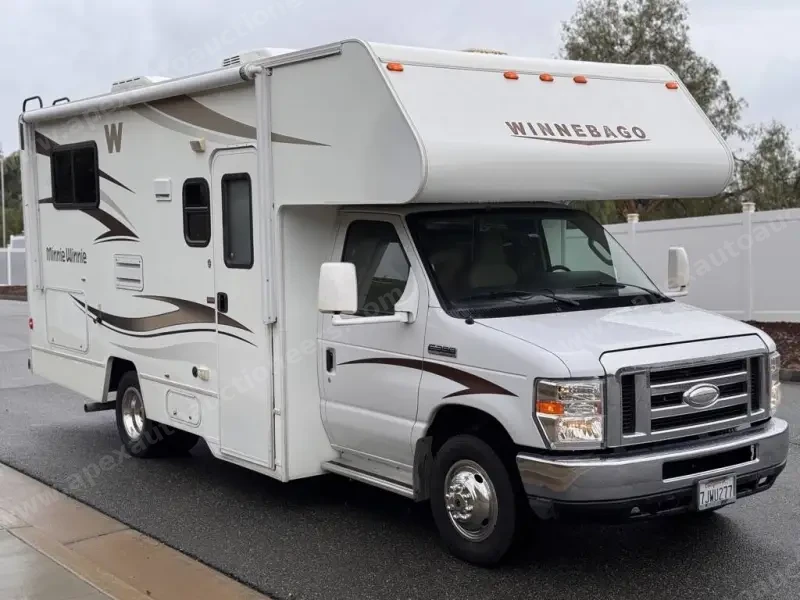 2015 Winnebago Minnie Winnie 22R photo 65
