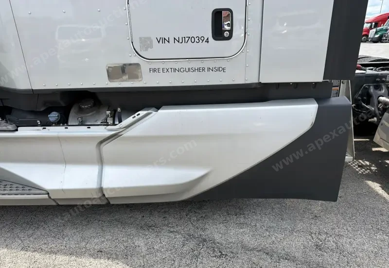 2022 Kenworth T680 photo 41