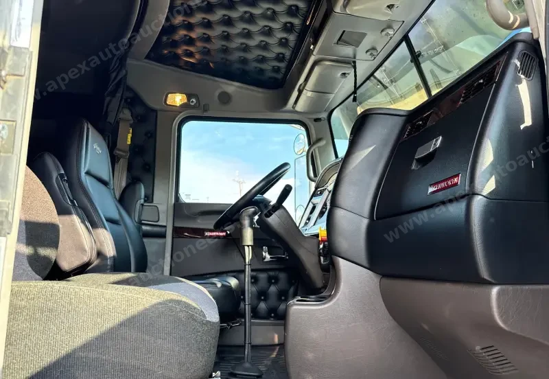 2022 Kenworth W900 photo 43