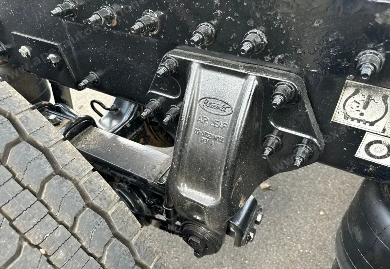 2021 Peterbilt 389 photo 29
