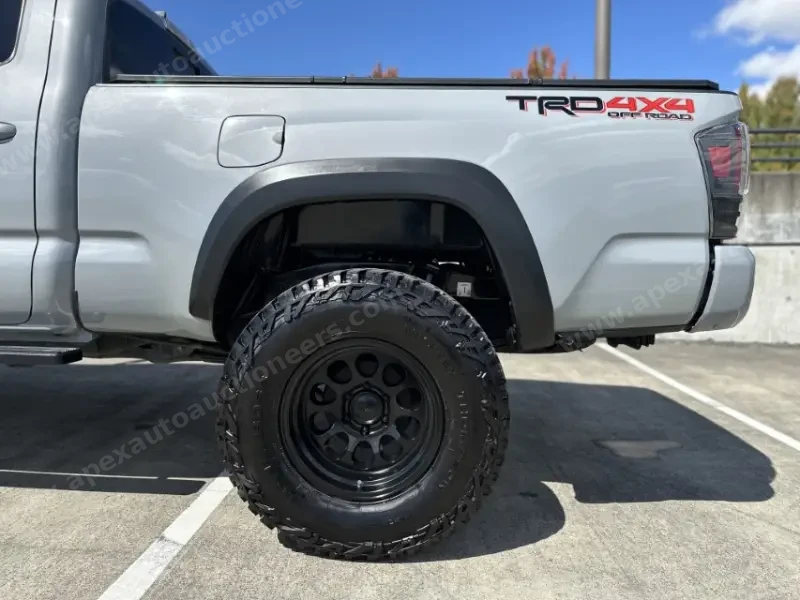 2021 Toyota Tacoma Double Cab TRD Off-Road photo 9