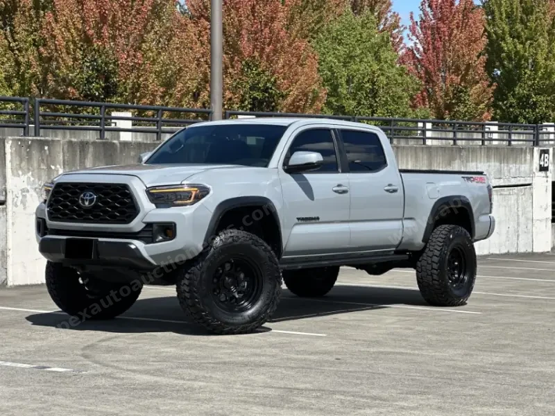 2021 Toyota Tacoma Double Cab TRD Off-Road photo 1