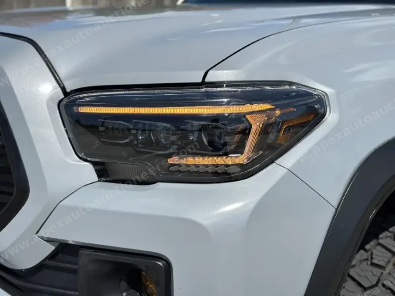 2021 Toyota Tacoma Double Cab TRD Off-Road photo 19
