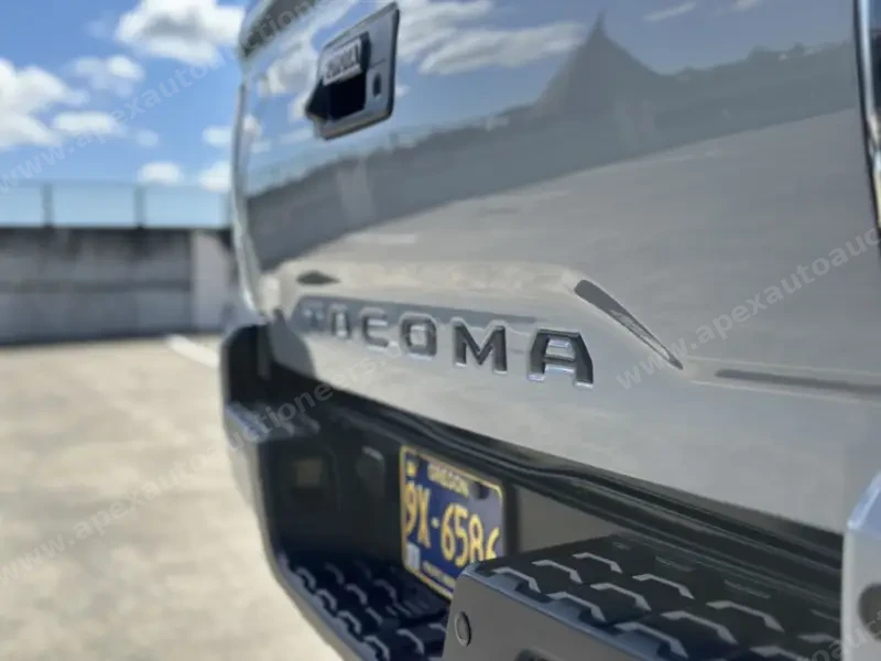 2021 Toyota Tacoma Double Cab TRD Off-Road photo 24