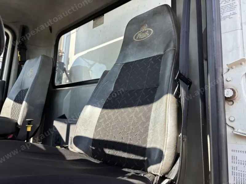 2013 Mack Granite GU713 Dump Truck photo 16