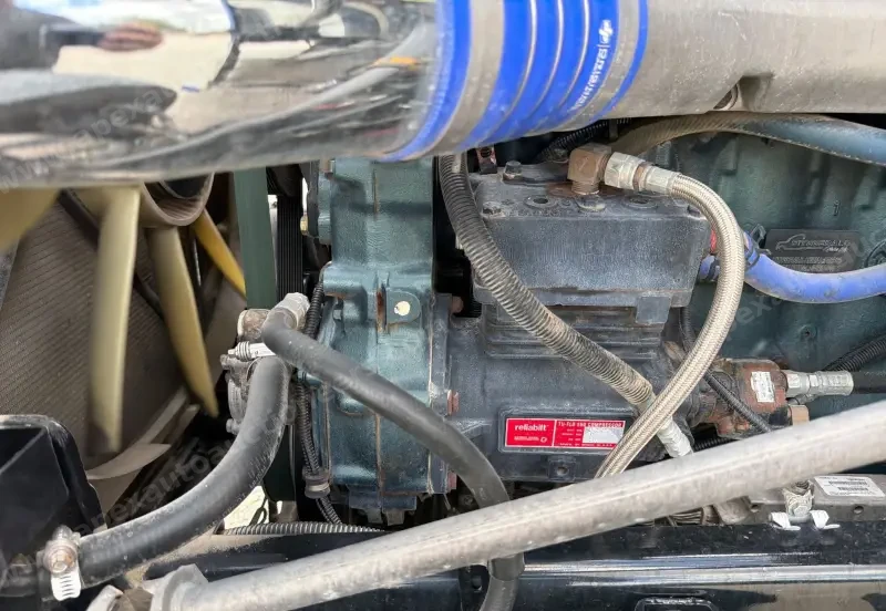 2020 Freightliner Coronado glider kit photo 68