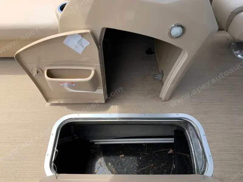2018 Bennington 22 SSXP photo 11
