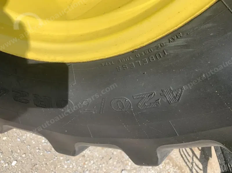 2015 JOHN DEERE 6125M photo 18