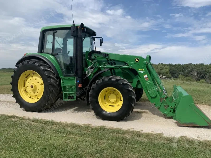 2015 JOHN DEERE 6125M photo 36