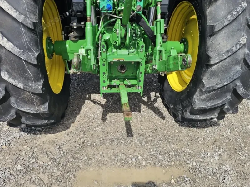 2014 John Deere 6125M photo 47