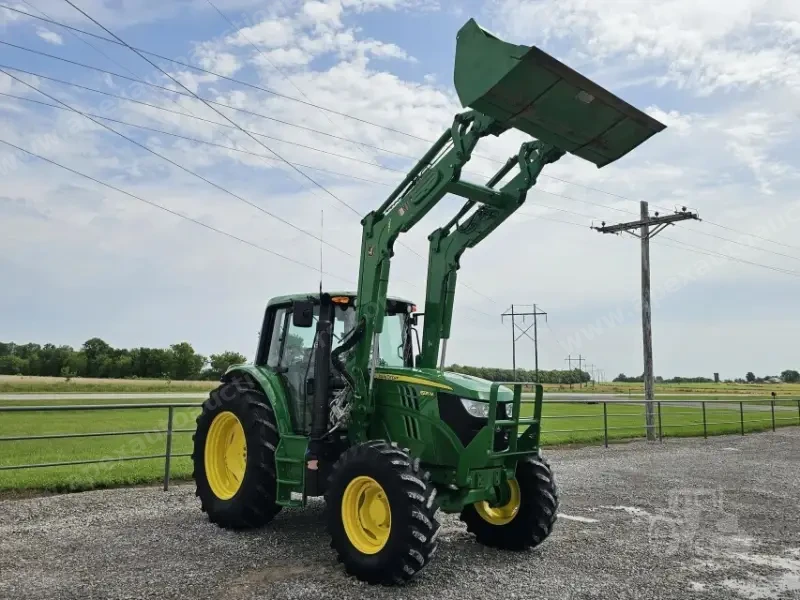 2014 John Deere 6125M photo 56