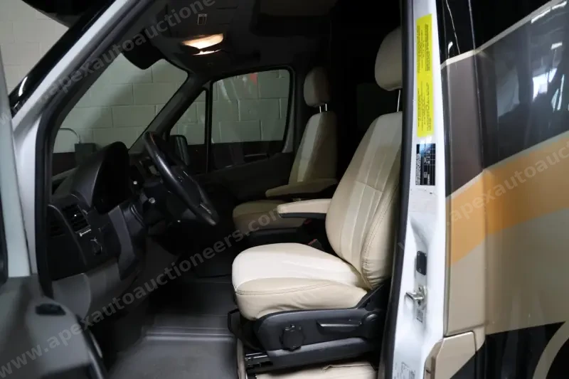 2019 Entegra Qwest 24L photo 48